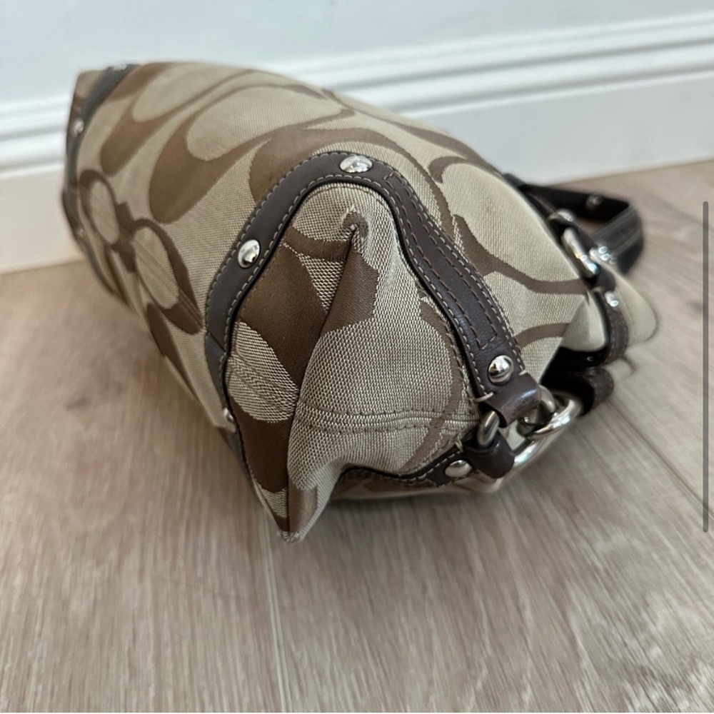 Coach Brown and Tan Signature Tote - Picture 3 of 8